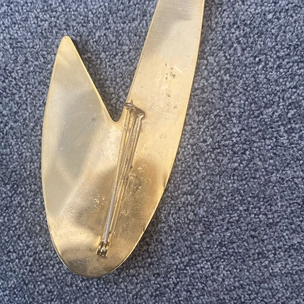 Rare Laurel Burch vintage gold toned brooch